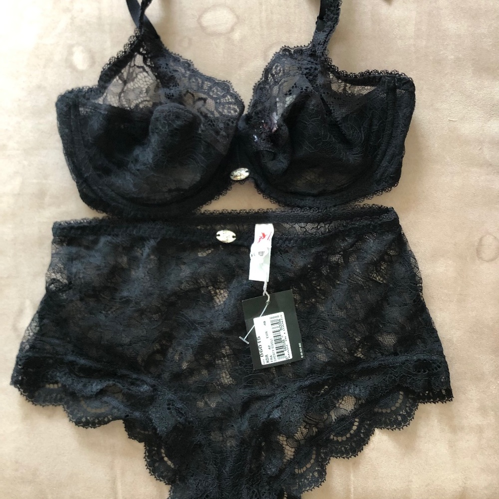 NWT Rien Dentelle de Calais bra + panty set
